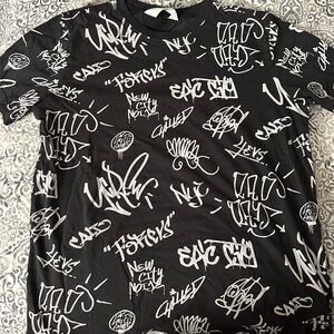 H&M Graffiti 3-Pack T shirts Size 16/18